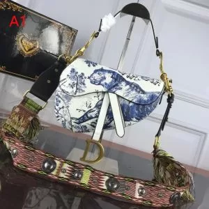 お洒落トレンド人気 ディオール DIOR ハンドバッグ 2色可選 《2020年》今、注目のストリート