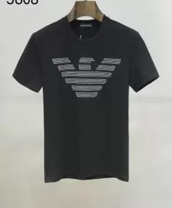 海外でも大人気 2色可選 アルマーニ 取り入れやすい ARMANI 確定となる上品 半袖Tシャツ 最もオススメ