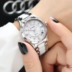 女性におすすめ 時計 シャネル スーパーコピー 激安 ファション ブランドCHANEL 腕時計 カジュアルコーデオシャレ 上品