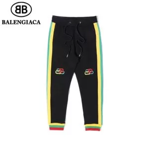 20新作です ジーンズ ストリート系に大人気 バレンシアガ BALENCIAGA どのアイテムも手頃な価格で