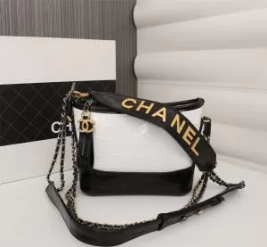 多色選択可 サラサラの着心地 シャネル夏の最新ファッション CHANEL スタイリッシュに新着 レディースバッグ 2020年春夏シーズンの人気
