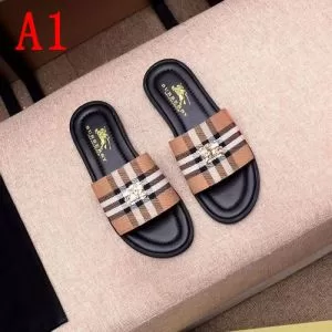 バーバリー BURBERRY トレンドアイテムとして継続 サンダル 大胆なデザイン 3色可選 大人カジュアル夏ファッション2020
