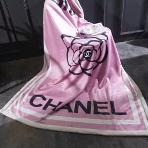 春夏の流行り2020新品 肌触りの良さに大好評 ブランケット シャネル CHANELモコモコに幸せを感じる肌触り