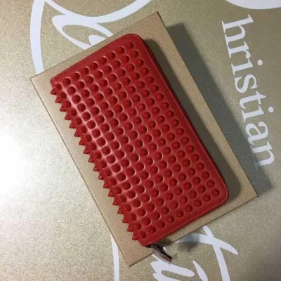 2020秋冬大好評 クリスチャンルブタン Christian Louboutin長財布
