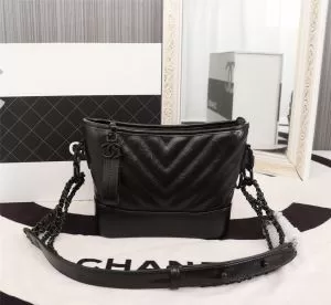 シャネル CHANEL 新しい斬新なスタイル 知的優秀アイテム レディースバッグ 新作コレクションを見る 2020年の春夏に着たい