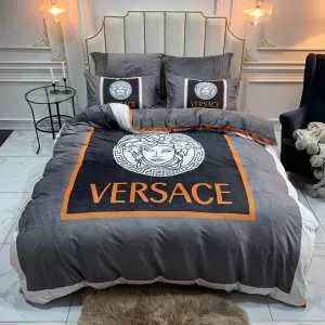 最新トレンドコーデおすすめ VERSACE 寝具4点セットヴェルサーチ 最速2020秋冬トレンドブランド