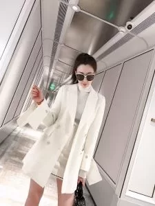 今季トレンドをうまく取り シャネル CHANEL お洒落で秋冬注目トレンド ロングコート 【2020秋冬】の注目トレンド