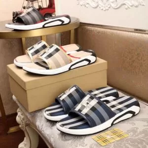 大人のカジュアルスタイル サンダル 3色可選 2020春夏の大注目トレンド バーバリー BURBERRY 今年もトレンド