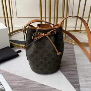 2年以上連続１位獲得 レディースバッグ 最先端のスタイル セリーヌ CELINE 2020SS人気