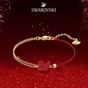 2020春夏も引き続きトレンド スワロフスキー SWAROVSKI ブレスレット 目を引く春夏トップス