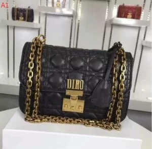 ショルダーバッグ 高級感を引き立てる 20202020年モデル入荷ディオール DIOR 5色選択可