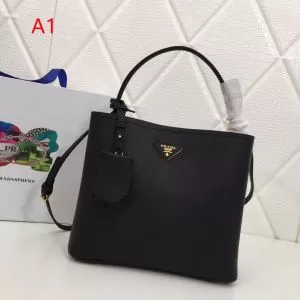 プラダ PRADA ハンドバッグ 4色可選 2020春夏は人気定番 最新のトレンドブランド人気的