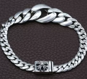 お洒落に魅せるCHROME HEARTS ブレスレット 2020春夏新作 クロムハーツ
