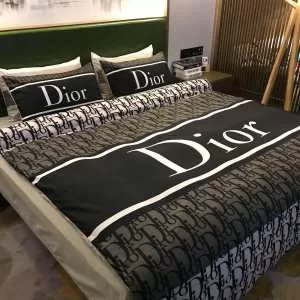 寝具4点セット おすすめする注目トレンド ディオール DIOR 2020トレンドファッション新品