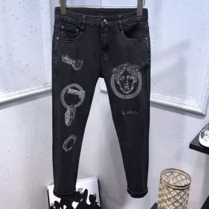 おしゃれな人が持っている ジーンズ ヴェルサーチ2年以上連続1位獲得 VERSACE