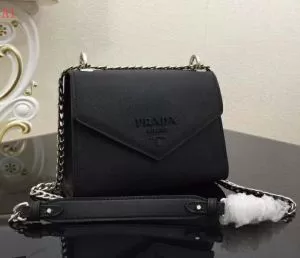 2020夏の定番新品到来 PRADA プラダ ショルダーバッグ 多色可選 圧倒的人気新着