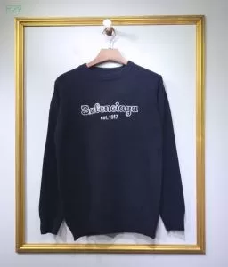 バレンシアガ BALENCIAGA 2020年夏の一押しファッションアイテム プルオーバーパーカー リッチな印象に