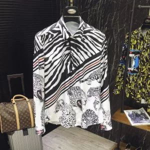 長袖 ロンTロングTロングTシャツ シンプルながら切れ味のいい ジバンシー GIVENCHY 2020春夏は人気定番