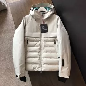 MONCLER さわやかに新品おすすめ【202020年】今きてる最先端ブランド　モンクレール ダウンジャケット メンズ