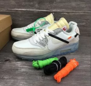 足馴染みのいい 2020秋冬 スニーカー OffWhite オフホワイト スタイリッシュな印象