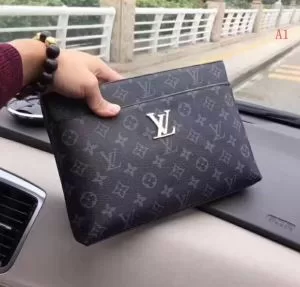 2020高級感溢れるデザイン ルイ ヴィトン LOUIS VUITTON セカンドバッグ