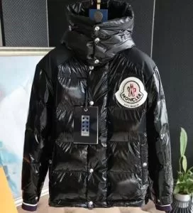 最高にCOOL秋冬新作 MONCLER 2020年秋冬に欠かせない モンクレール ダウンジャケット2色可選 秋めいてくるとシックな着こなし