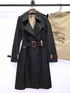 注目の秋ファッション一番 バーバリー BURBERRY 2色可選 2020秋冬トレンド押さえておきたい パーカー おしゃれに秋を迎えるために