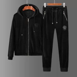 大人の可愛さを引き立て 上下セット 大人らしく仕上げ ヴェルサーチVERSACE 大人カジュアル夏ファッション2020