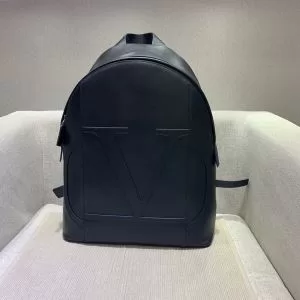 安心安全人気通販 ヴァレンティノ VALENTINO ストリート界隈でも人気 リュック