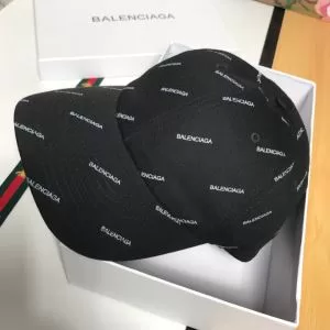 ファッション 今期のトレンド定番アイテム バレンシアガ BALENCIAGA ベースボールキャップ 2色可選