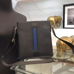 希少ヴェルサーチ ショルダーバッグメンズ メドゥーサヘッド VERSACE コピー 通販2020トレンドビジネスシーン高級レザー