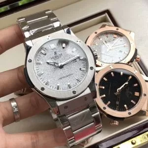 ウブロ HUBLOT 2020年秋冬シーズン 男性用腕時計大流行中 多色可選 ファッショニスタ愛用