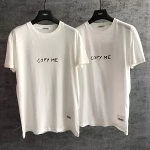 リラックススタイルが実現 2020年春夏のトレンドアイテム ミュウミュウ MIUMIU 半袖Tシャツ