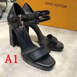 ルイ ヴィトン LOUIS VUITTON サンダル 2色可選 暑い今こそ活躍させたい 2020春夏も引き続きトレンド