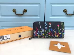最高にCOOL秋冬新作 ルイ ヴィトン秋冬から人気継続中 LOUIS VUITTON 財布ウォレット 最速2020秋冬トレンドブランド
