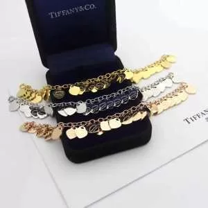 3色可選 ファッショニスタを中心に新品が非常に人気 ティファニー TiffanyCo 2020春新作 ブレスレット