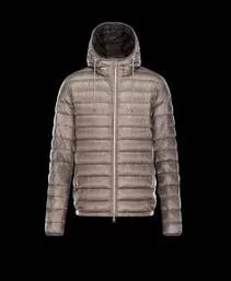抜群のアイテム　 2020秋冬 moncler モンクレール 便利性のあるダウンジャケット 2色可選