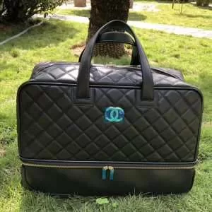 シャネル スーツケース 大人っぽく着こなし CHANEL 2020夏ファション新品 大人っぽいファション感