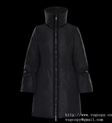 人気激売れ 2020秋冬 MONCLER モンクレール ダウンジャケット 防風性に優れ
