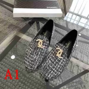 カジュアルシューズ 2色可選 2020年最新ファッション 暑い今こそ活躍させたい シャネル CHANEL