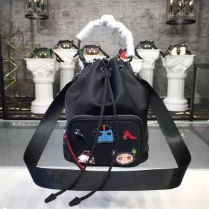 リュック 今季トレンドをうまく取り プラダ お洒落で秋冬注目トレンド PRADA 【2020秋冬】の注目トレンド