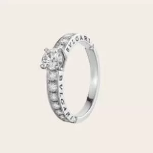 ブルガリ BVLGARI 夏の王道　適度な上品さ リング指輪 2020春夏も引き続き人気セール 夏らしい爽やかさ