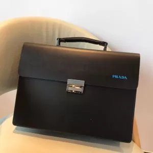 2色可選 202020秋冬トレンドファッション プラダ PRADA秋冬流行りファション ハンドバッグ 最新秋冬トレンドをチェック