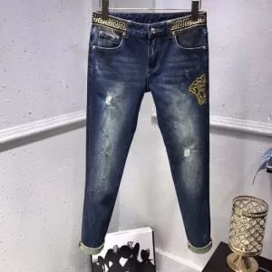 ジーンズ 今なお素敵なアイテムだ