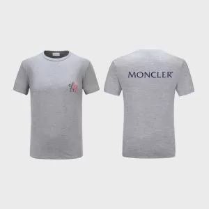 取り入れやすい 半袖Tシャツ 多色可選 大人気のブランドの新作 モンクレール MONCLER 確定となる上品
