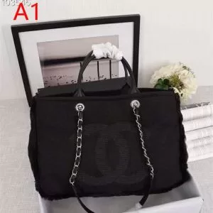《2020年》今、注目のストリート 暑い今こそ活躍させたい シャネル CHANEL ハンドバッグ 2色可選