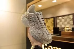 のトレンドアイテム ジミーチュウ JIMMY CHOO ランニングシューズ 今年春夏ファション流行り