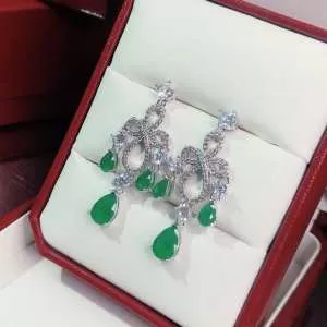 愛らしい春の新作 CARTIER 2色可選 ピアス さらに魅力的 カルティエ 2020話題の商品