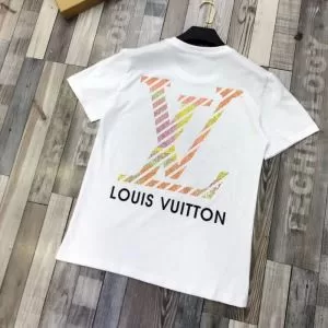 20新作です 2色可選 半袖Tシャツ ストリート界隈でも人気 ルイ ヴィトン 安心安全人気通販 LOUIS VUITTON