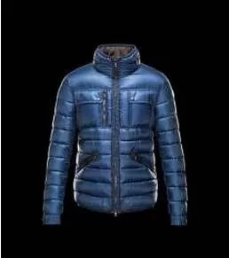 人気販売 2020秋冬 MONCLER モンクレール 保温性のある　ダウンジャケット